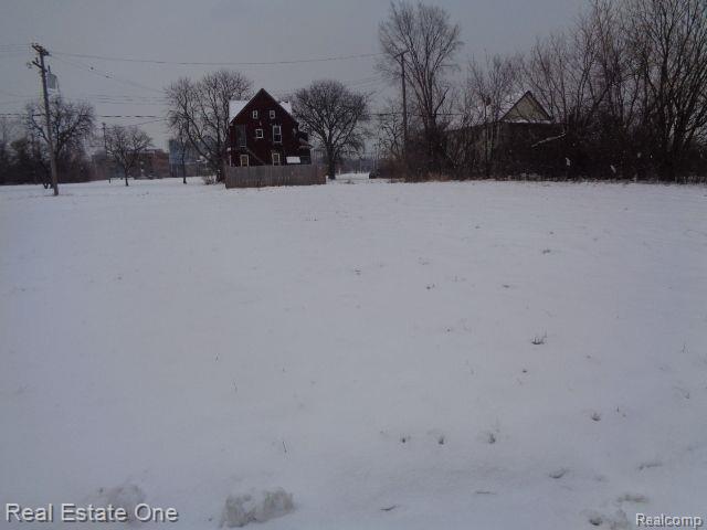 446 Concord St Property Photo 2