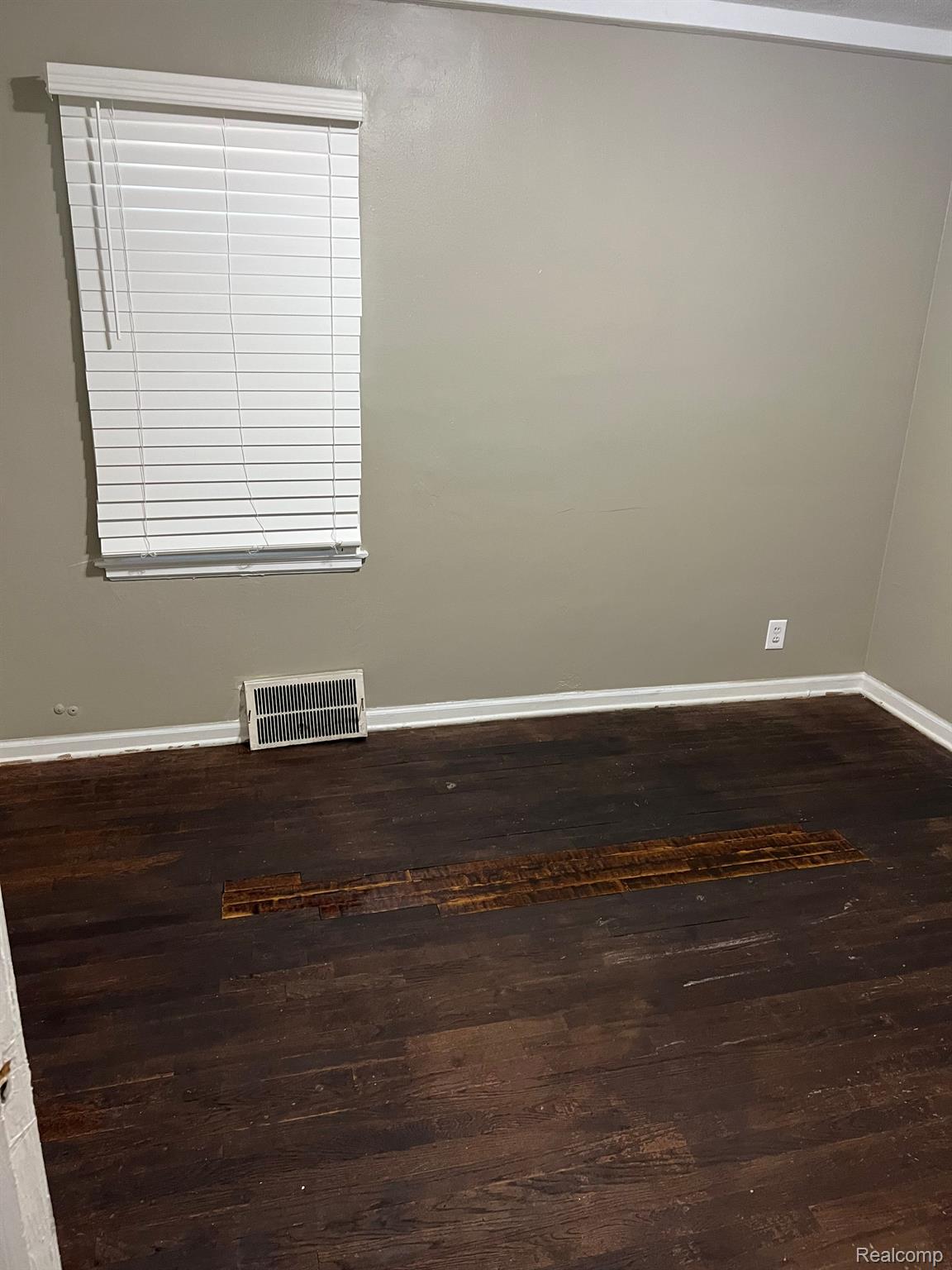 7627 Patton St Property Photo 6