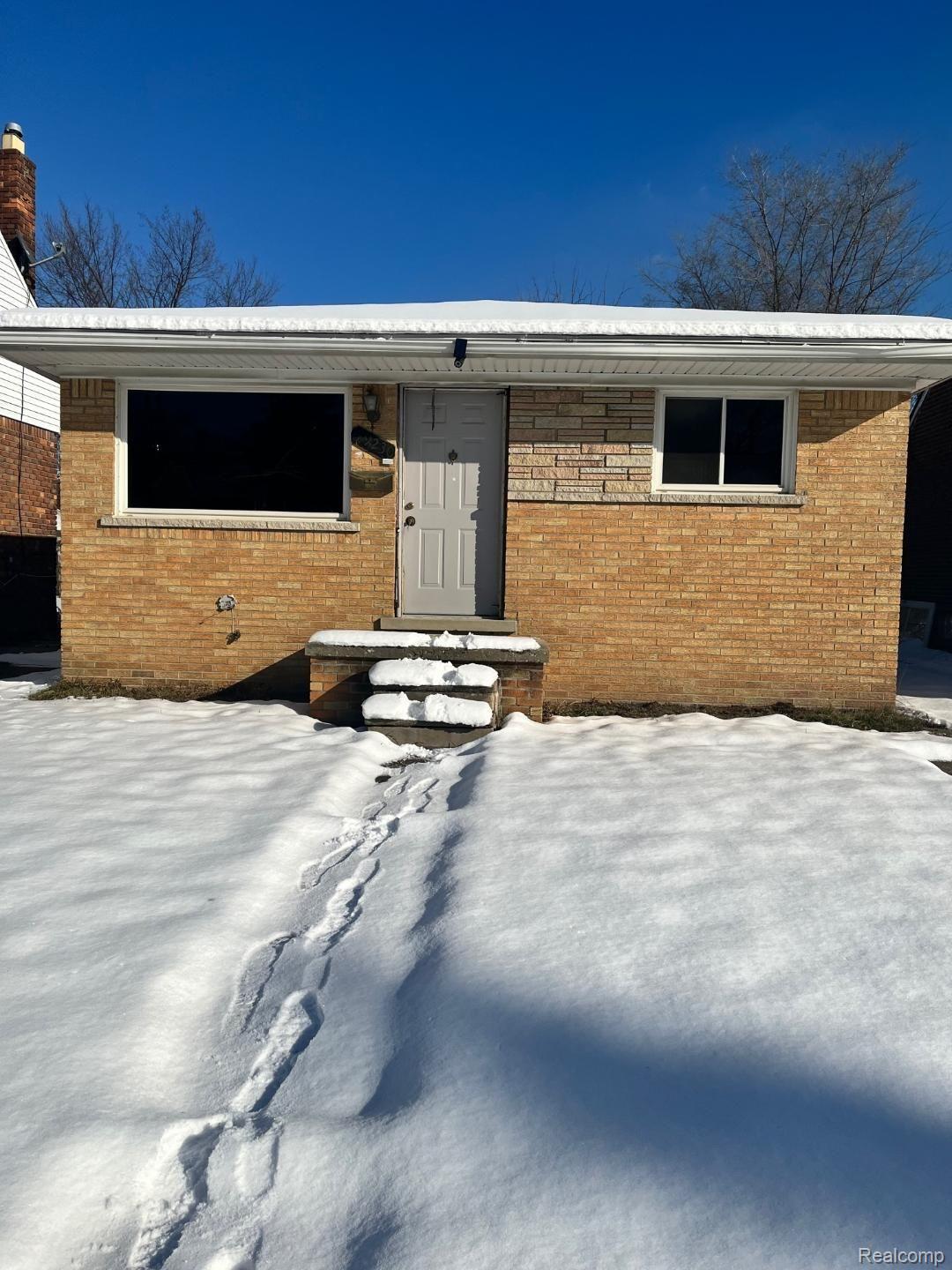19230 Conley St Property Photo 1