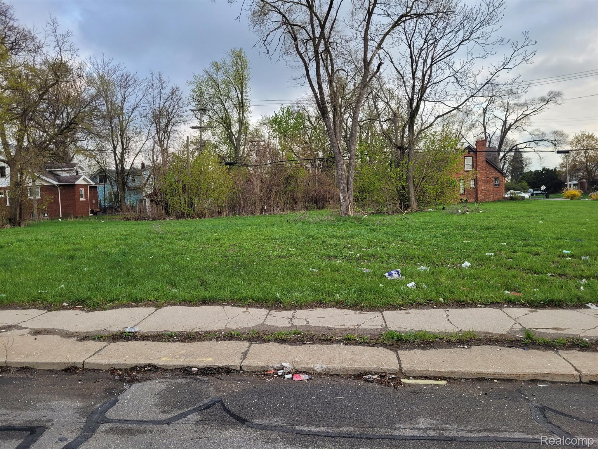 15335 Schoolcraft St Property Photo 3
