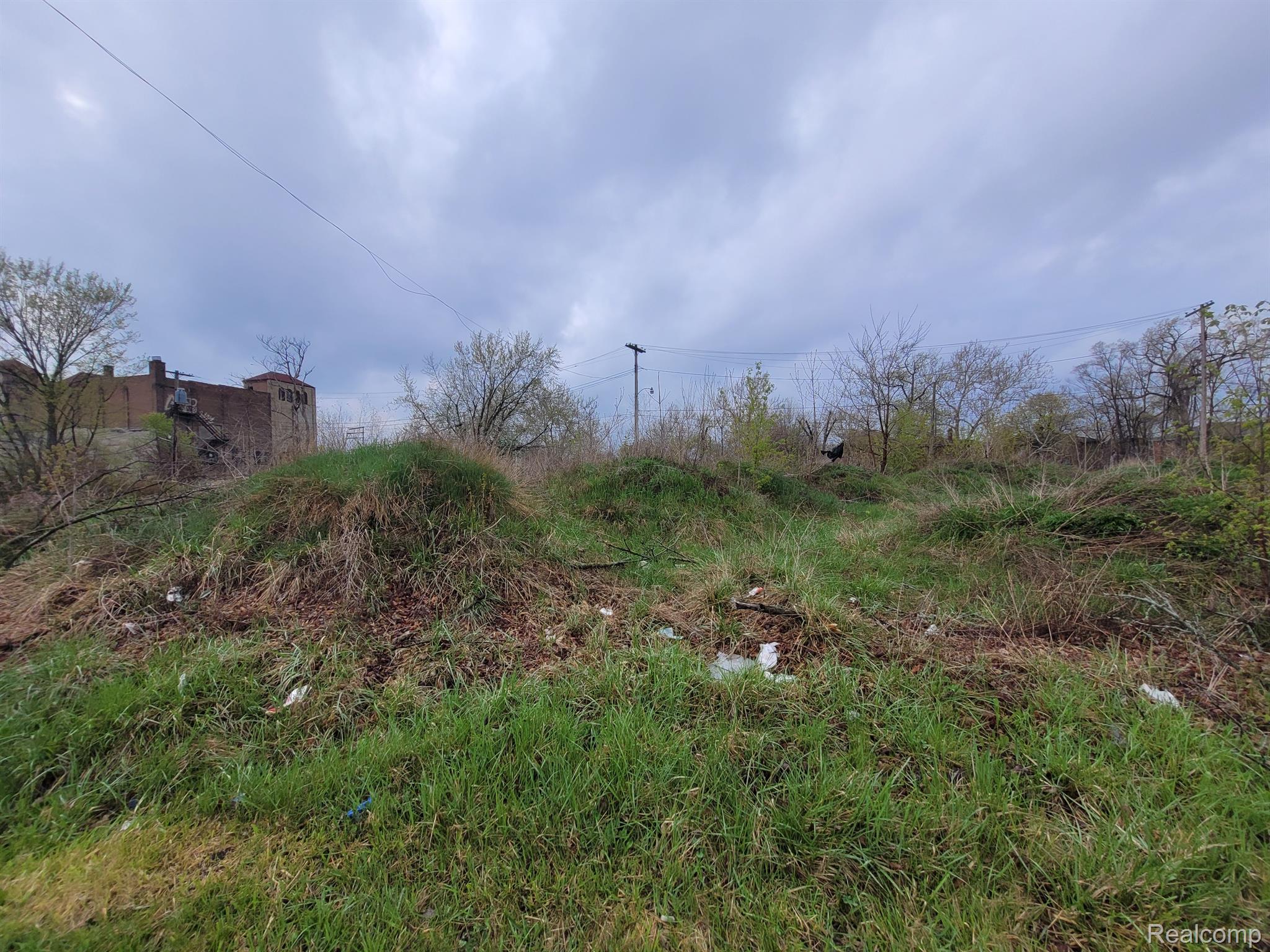 3332 Rochester St Property Photo 2
