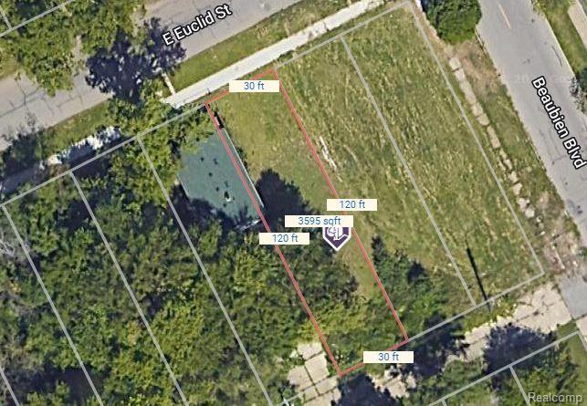 444 E Euclid St Property Photo 4