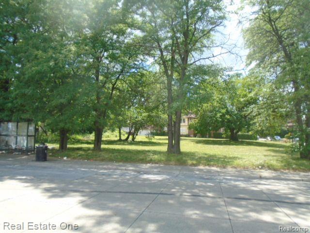 35 Edison St Property Photo 10