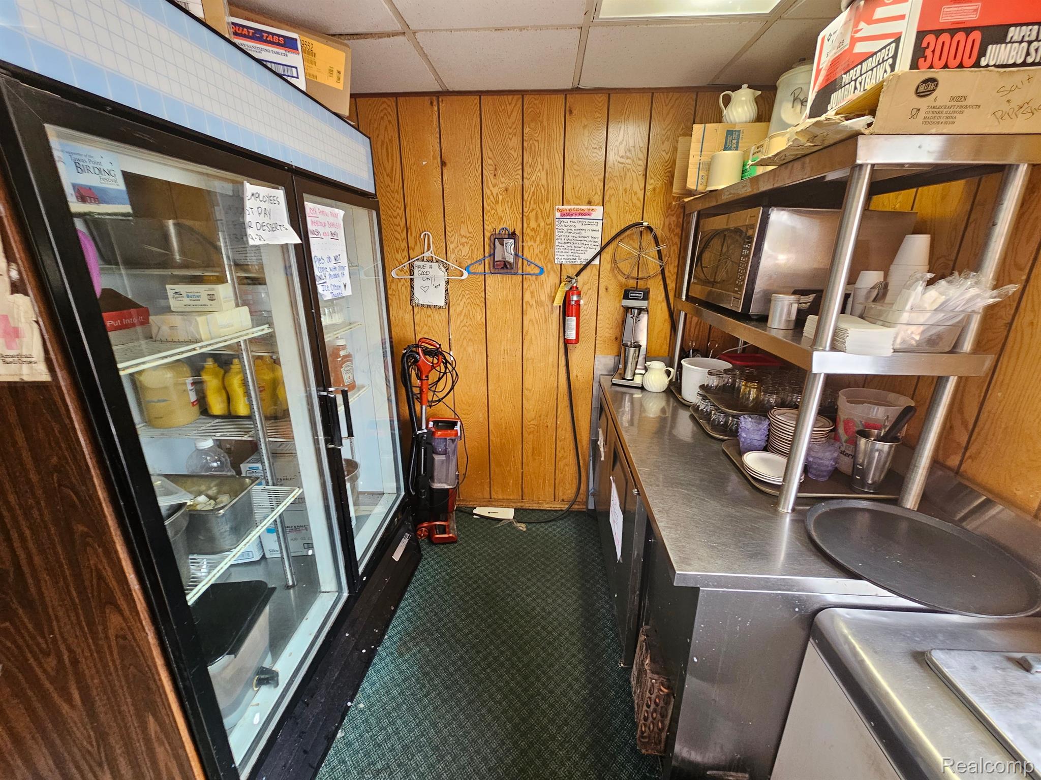884 S State St Property Photo 10