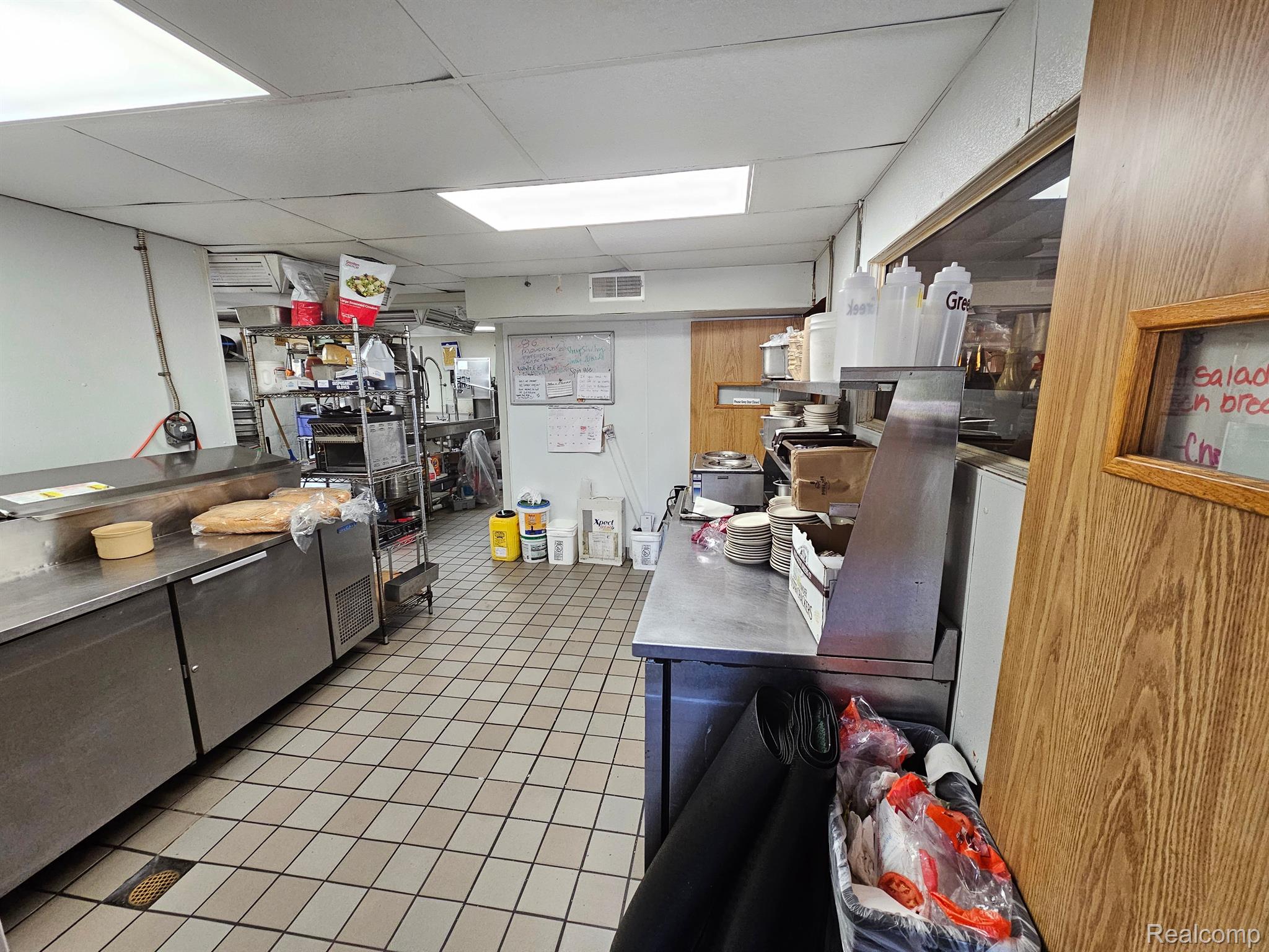 884 S State St Property Photo 16