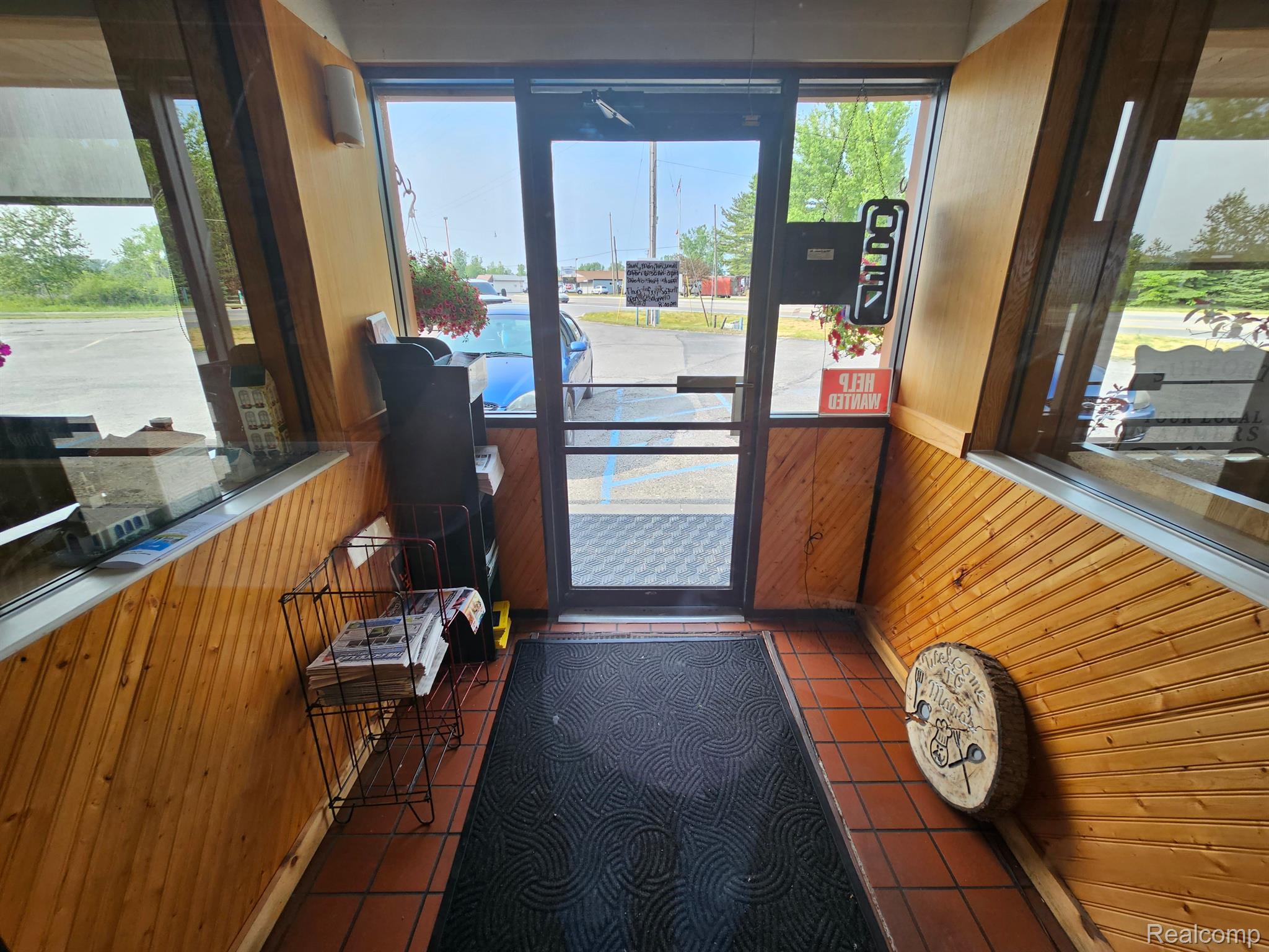 884 S State St Property Photo 27