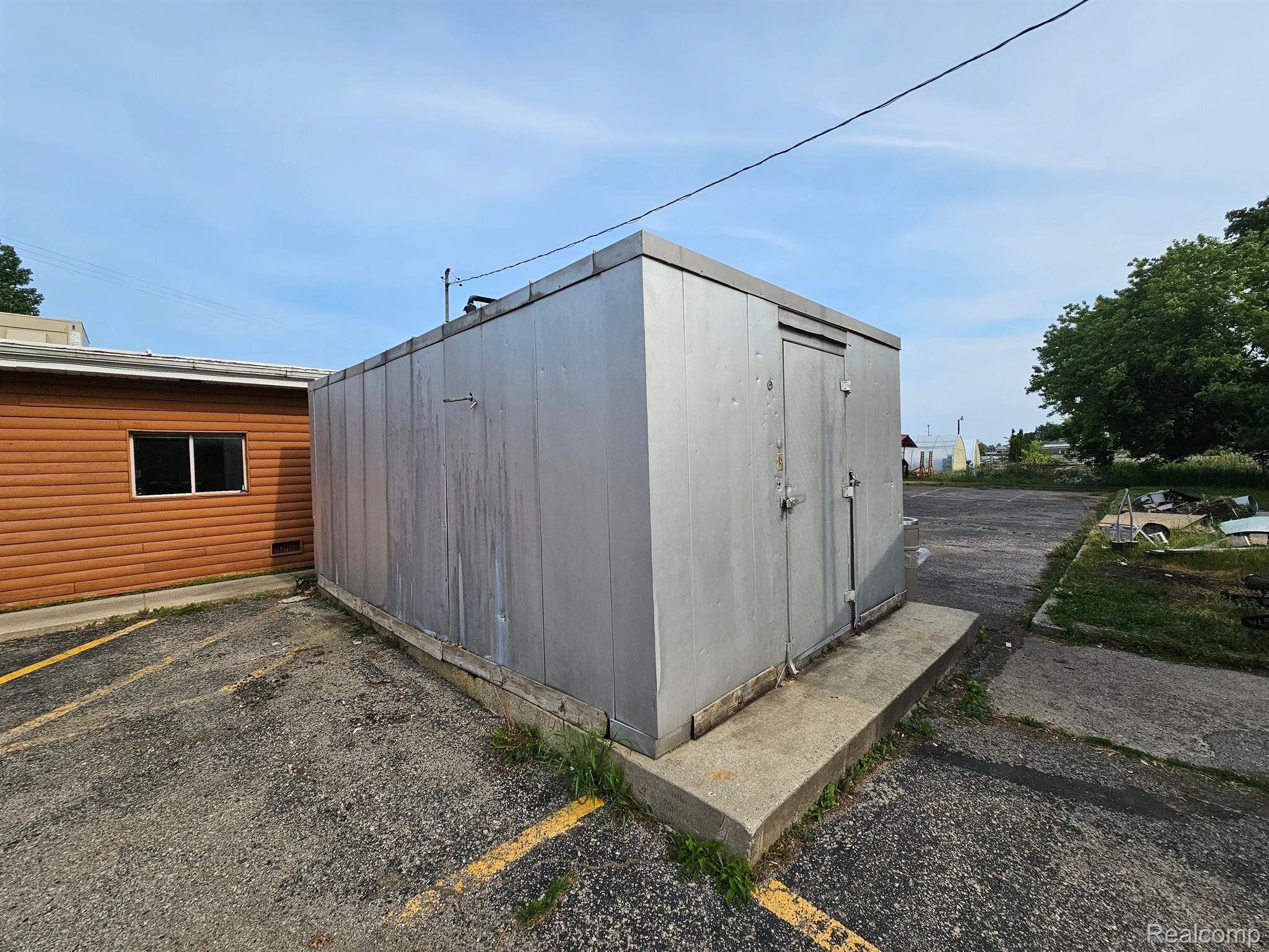 884 S State St Property Photo 33