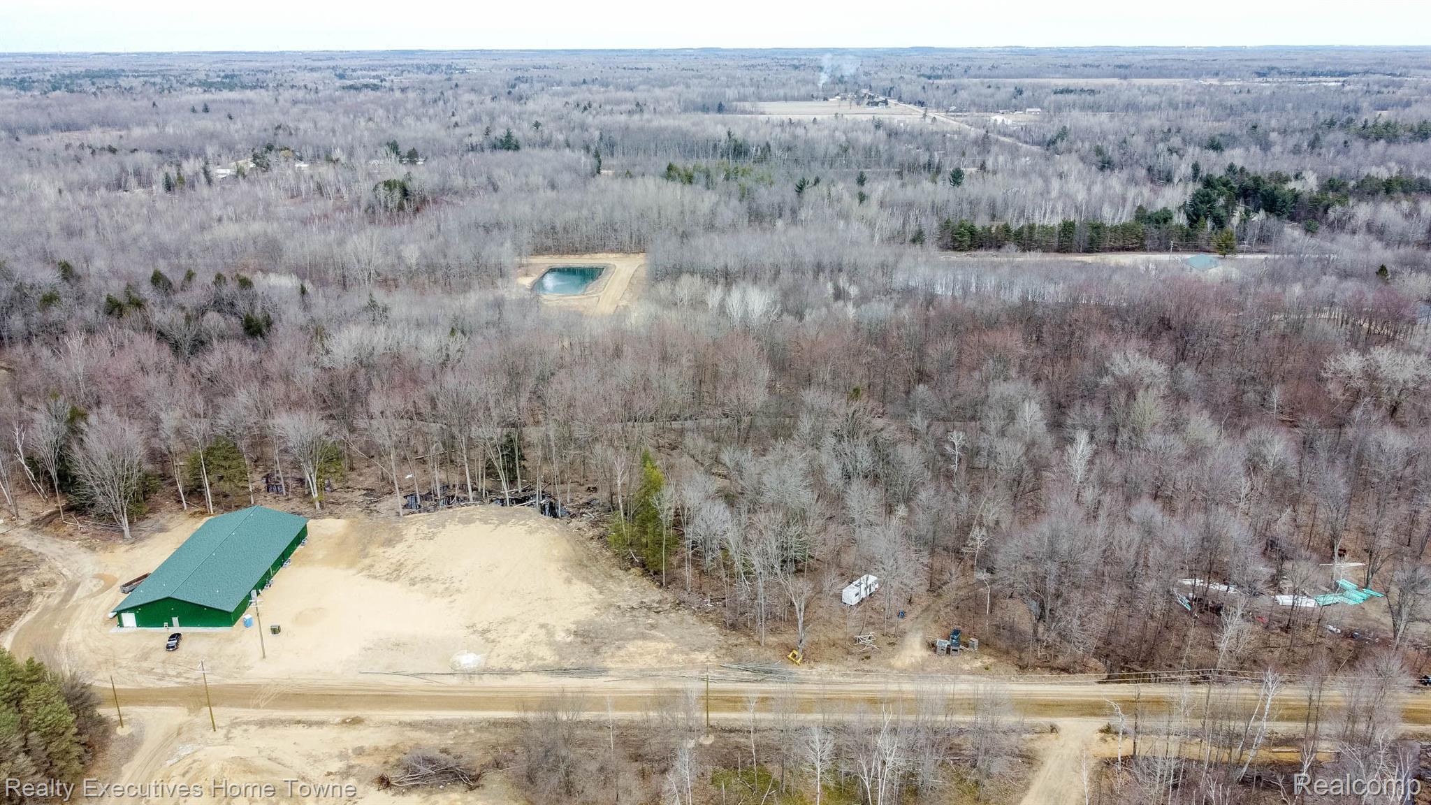 3606 Smokey Ridge Vassar Rd Property Photo 3