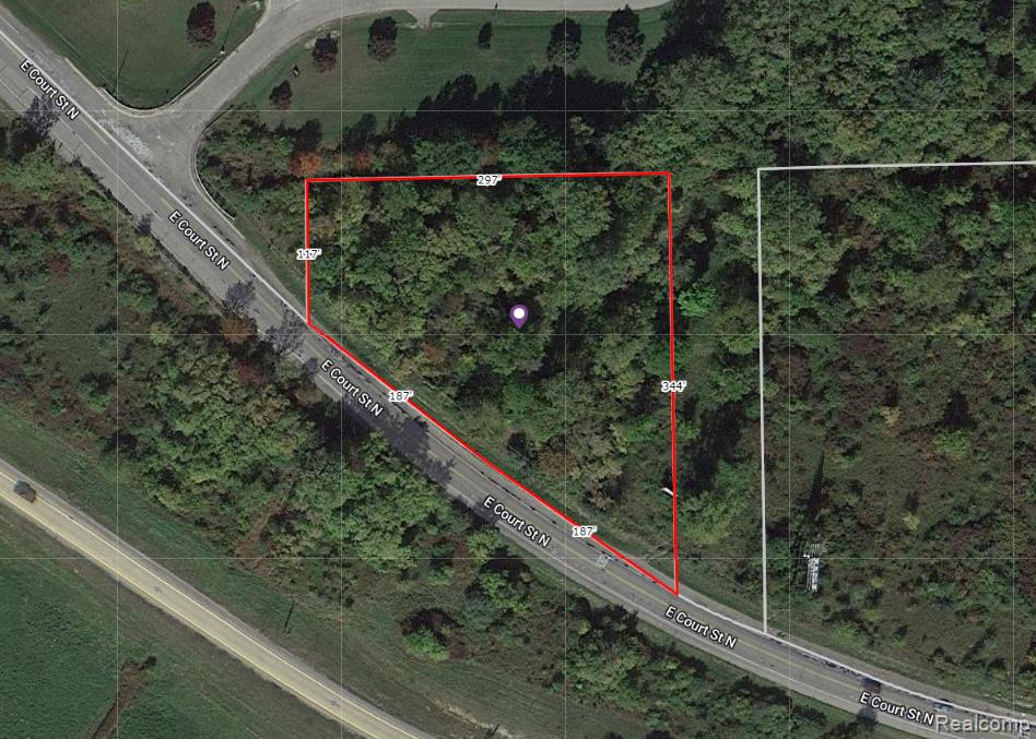 1.36 Acres Court Property Photo 1