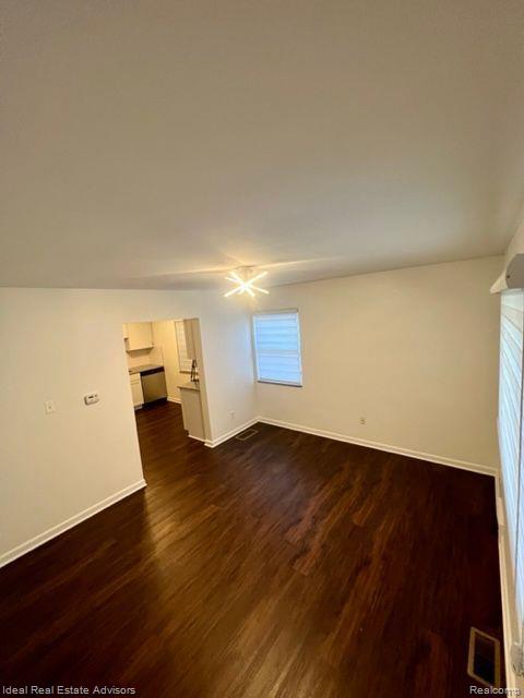 1629 W 9 Mile Property Photo 4