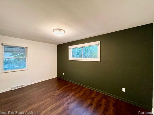 1629 W 9 Mile Property Photo 9