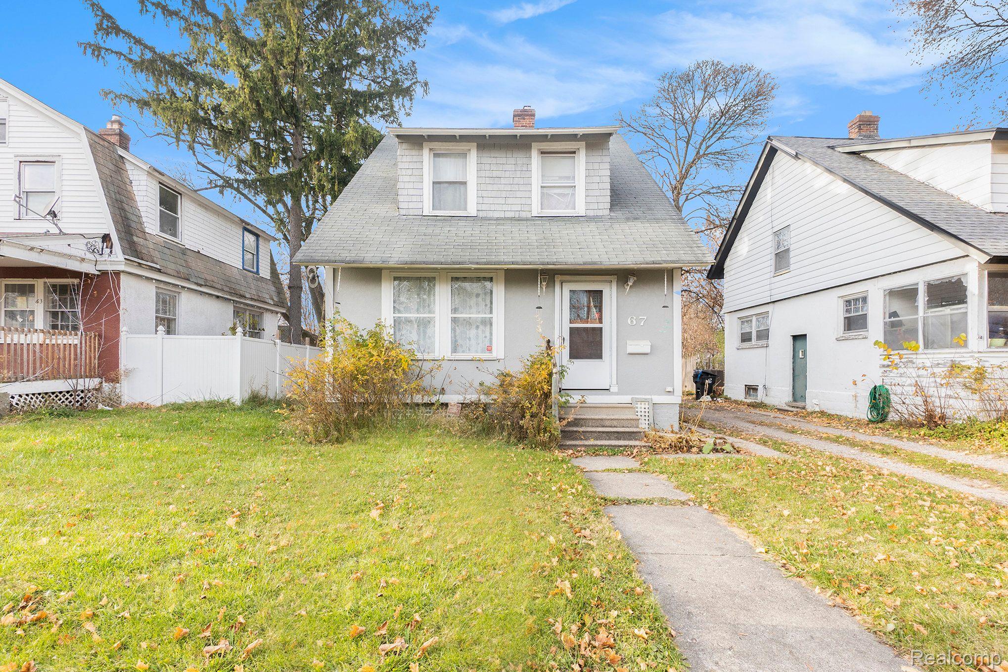 67 Oliver St Property Photo 1