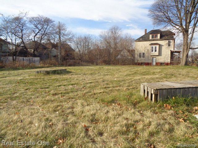 2401 Baldwin St Property Photo 3