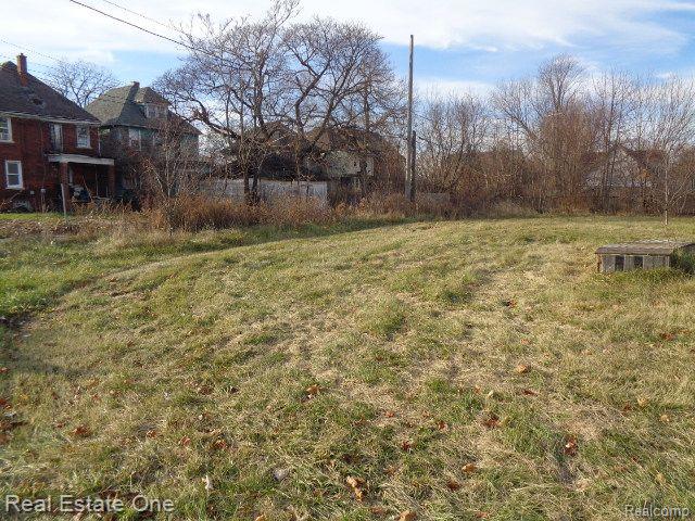 2401 Baldwin St Property Photo 5