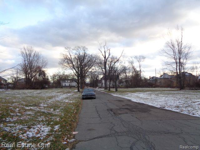 3066 Beals St Property Photo 10