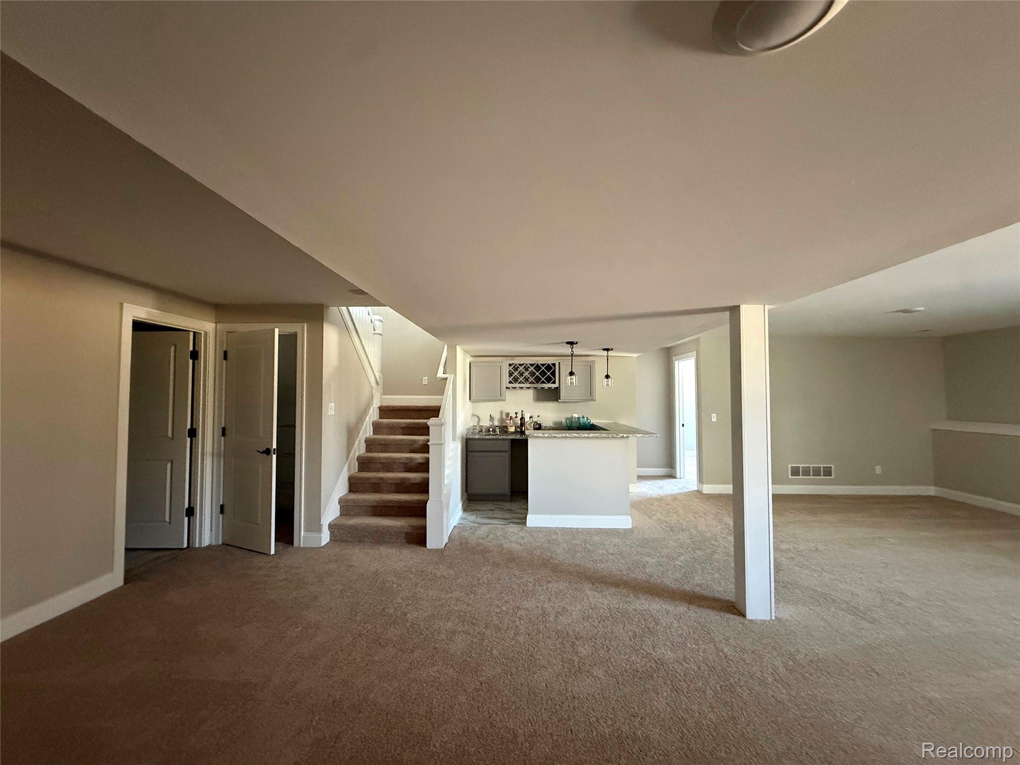 1034 Camellia Cir 46 19 Property Photo 22