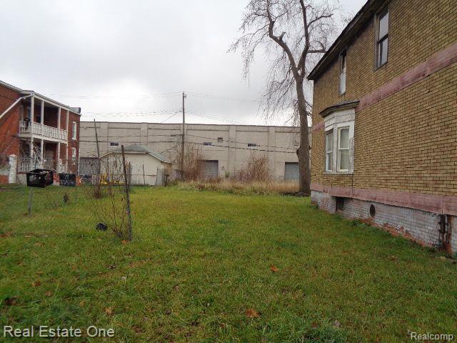 568 E Bethune St Property Photo 1