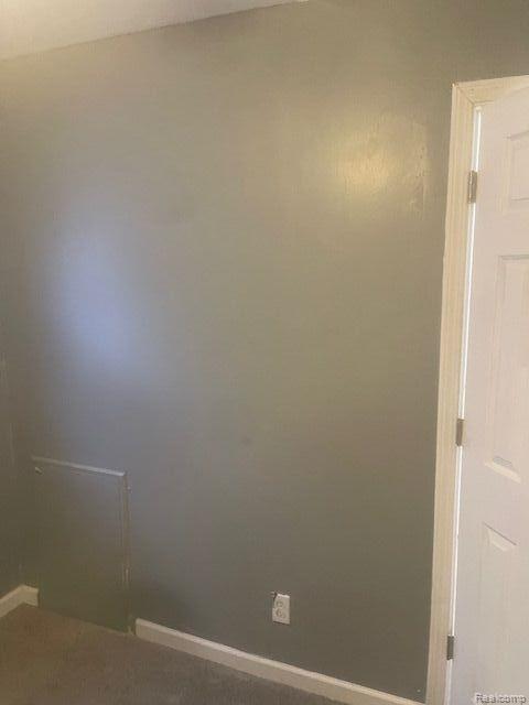15893 Lauder St Property Photo 13