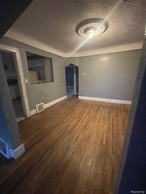 15893 Lauder St Property Photo 15
