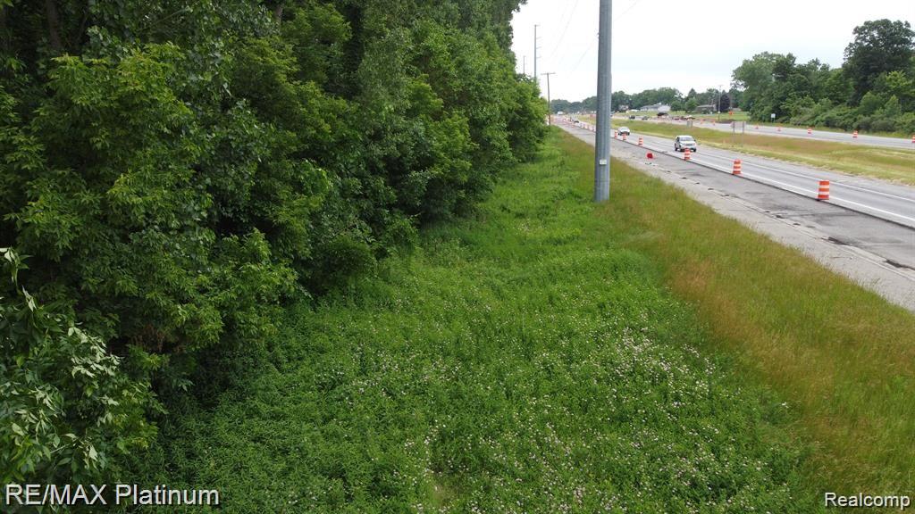 12071 Highland Road Property Photo 8