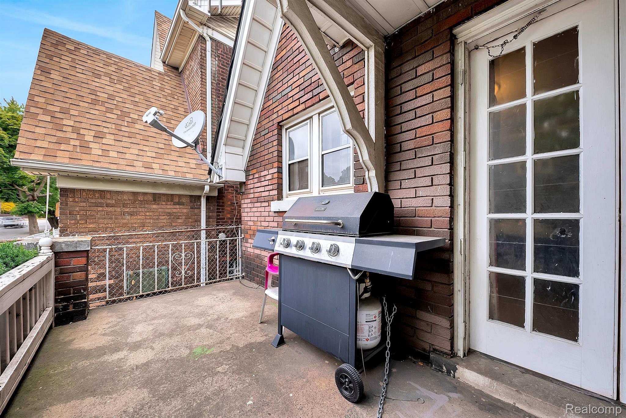 776 Woodmere St Property Photo 10
