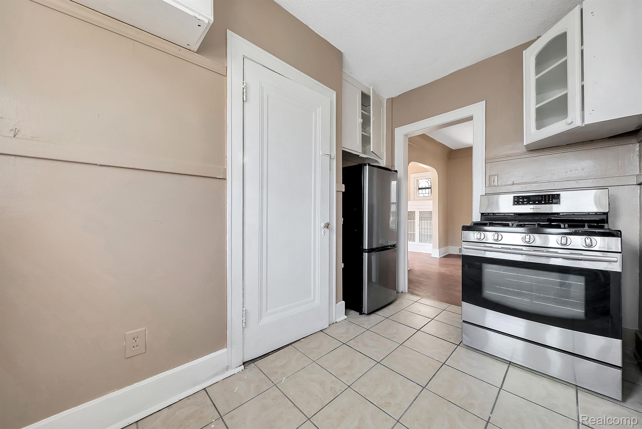 776 Woodmere St Property Photo 30