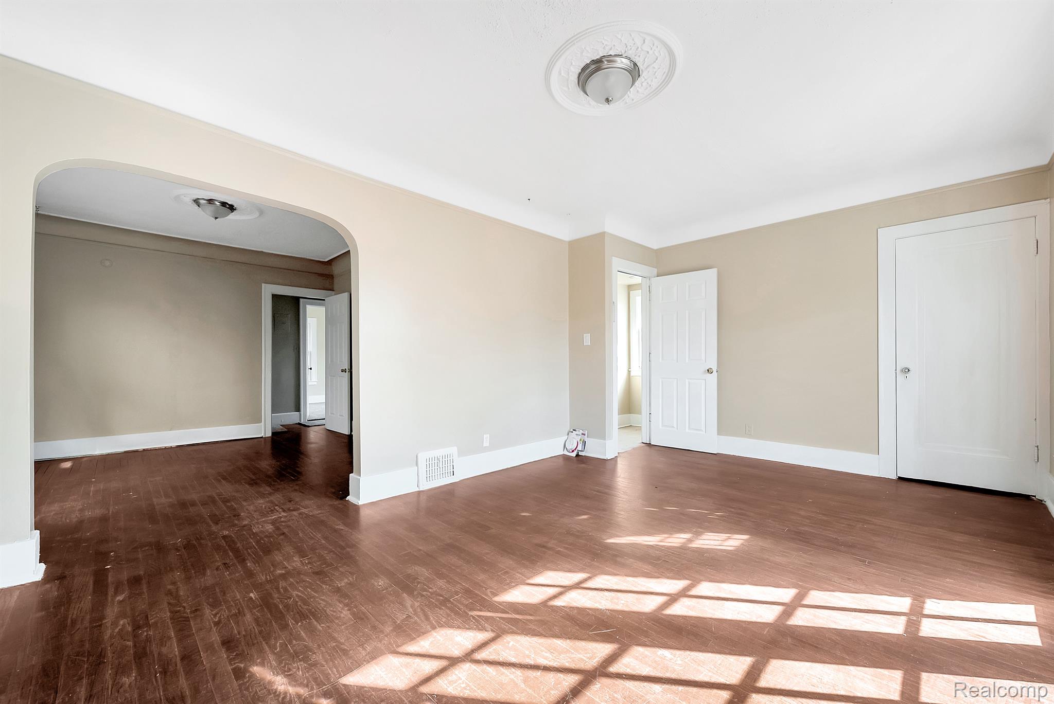 776 Woodmere St Property Photo 33