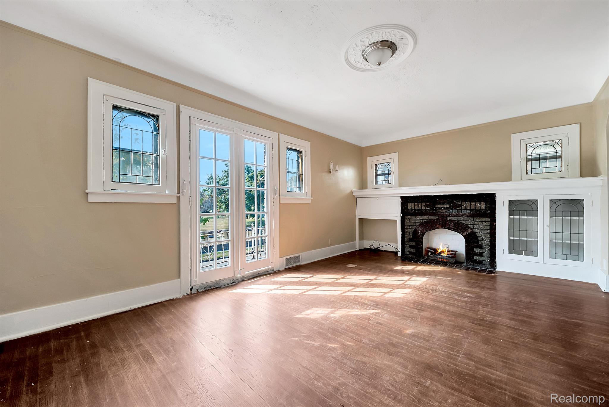 776 Woodmere St Property Photo 35