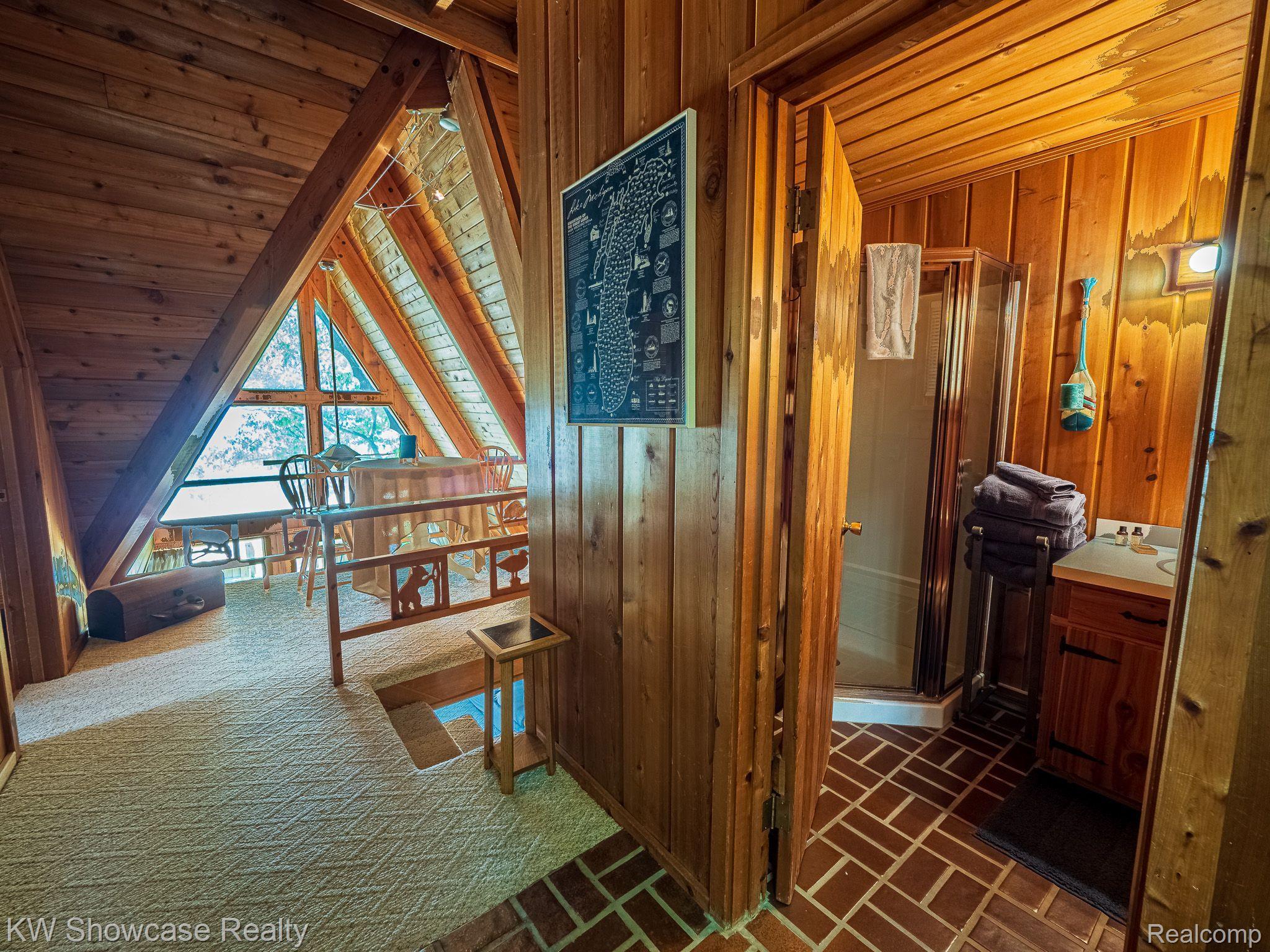 5146 Lower Shore Dr Property Photo 44