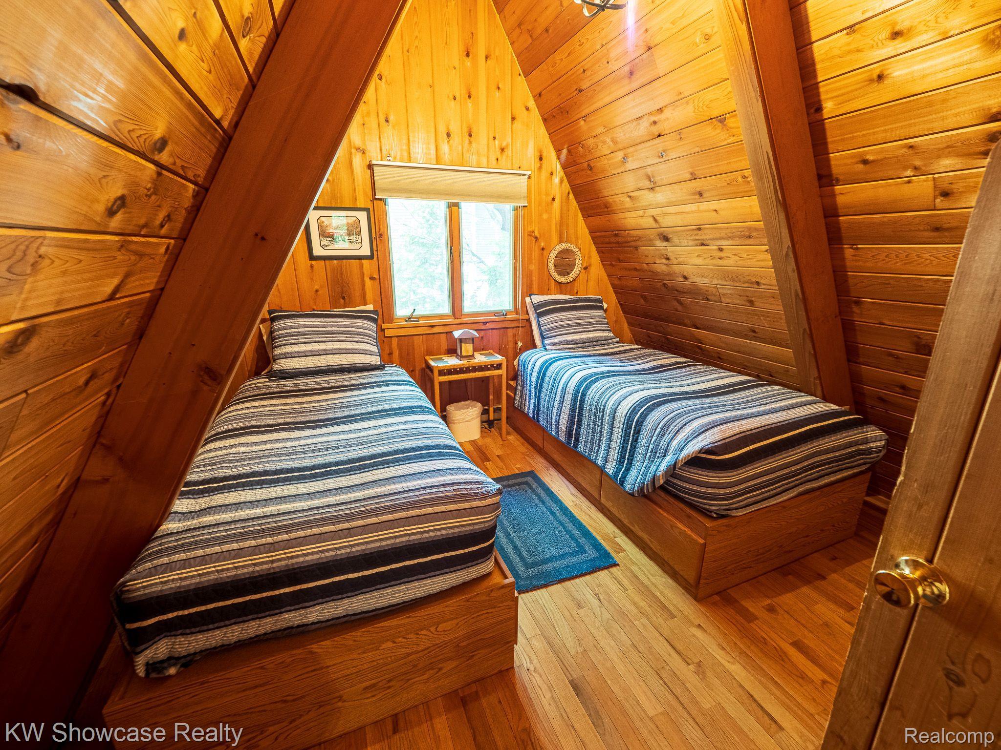 5146 Lower Shore Dr Property Photo 46