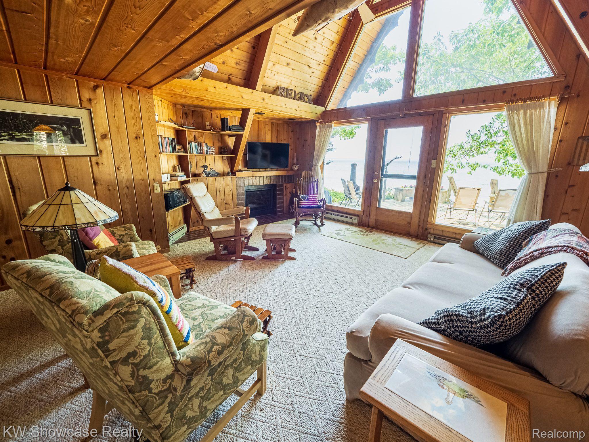 5146 Lower Shore Dr Property Photo 60