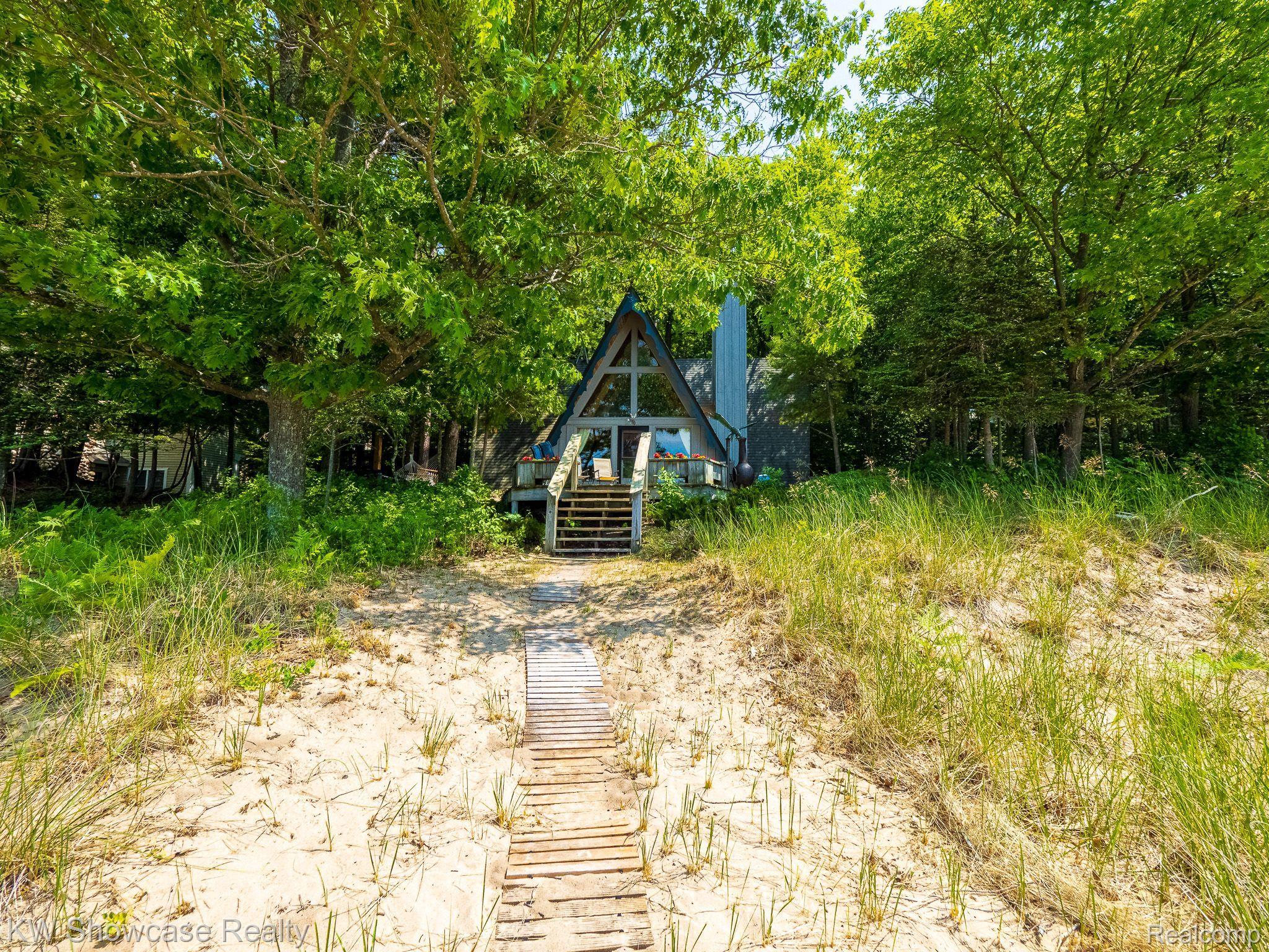 5146 Lower Shore Dr Property Photo 82