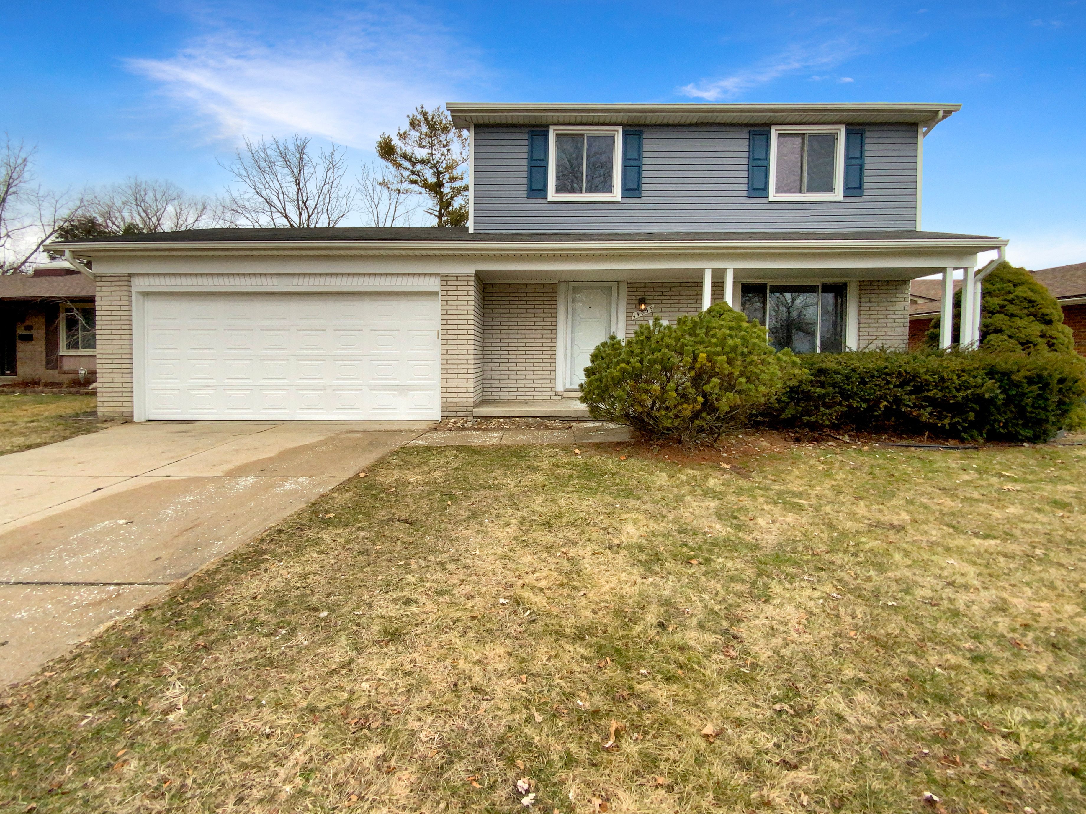 14833 BASSETT ST Property Photo 1