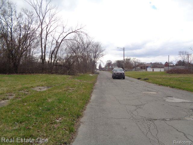 1749 Collingwood St Property Photo 16