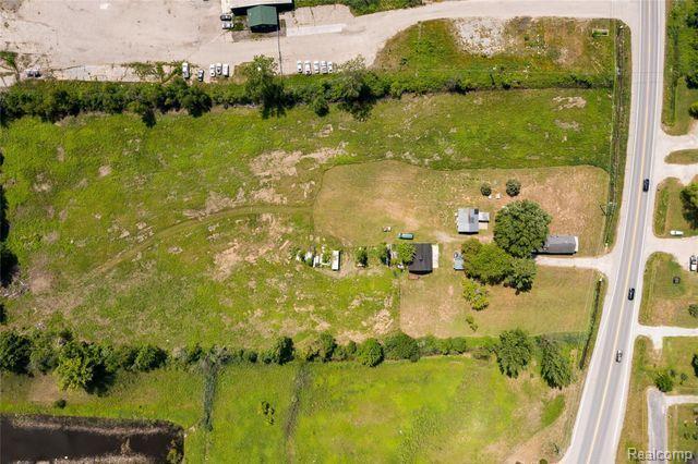 2396 Wadhams Rd Property Photo 10