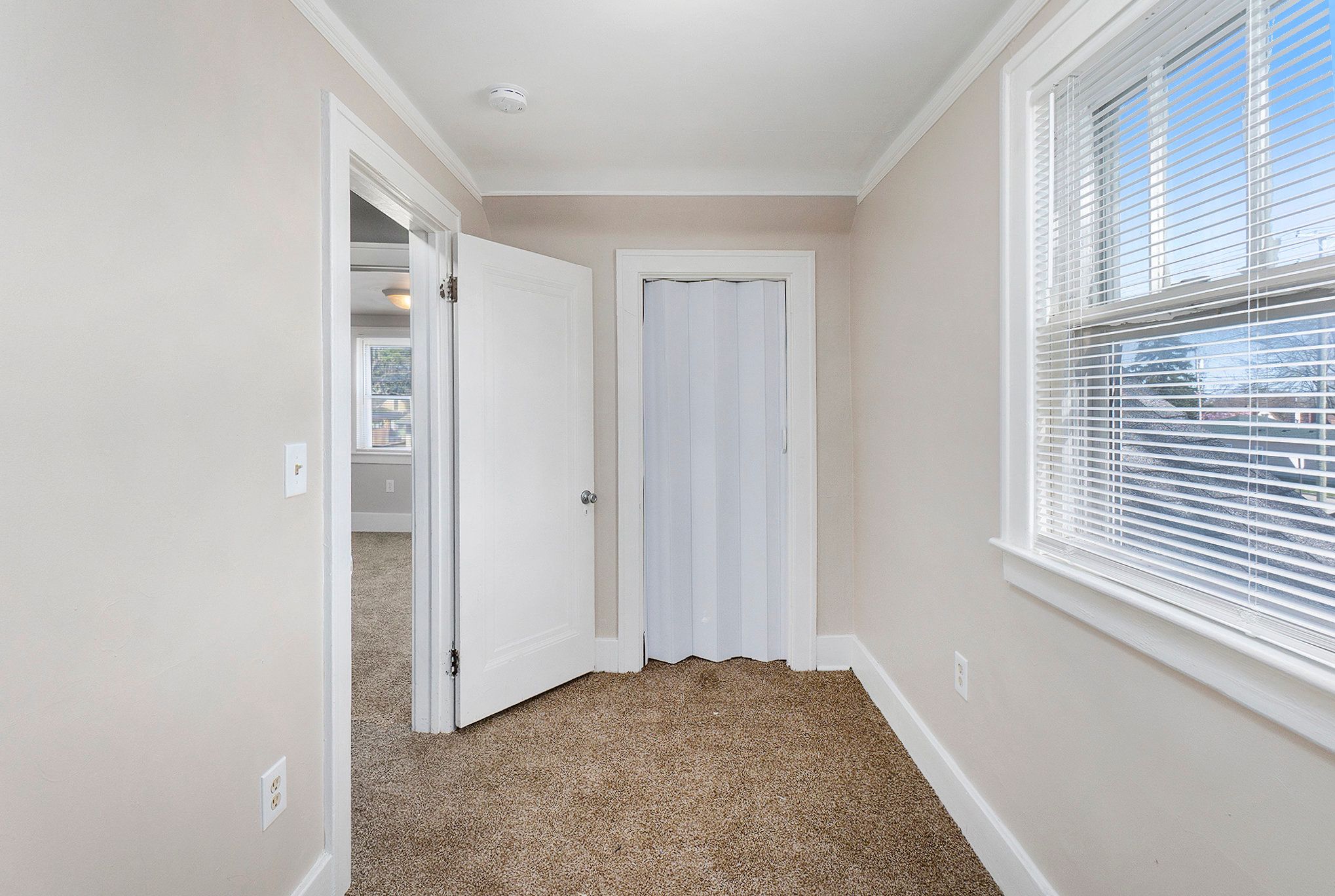 23019 Donald Ave Property Photo 12