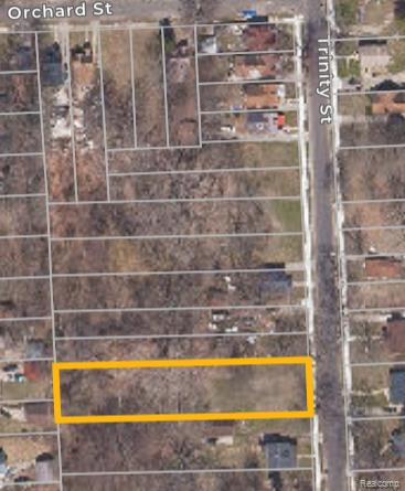 17245 Trinity St Property Photo 3