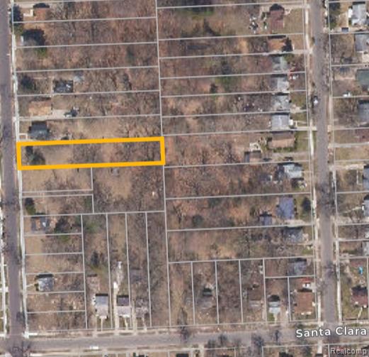 17572 Trinity St Property Photo 2