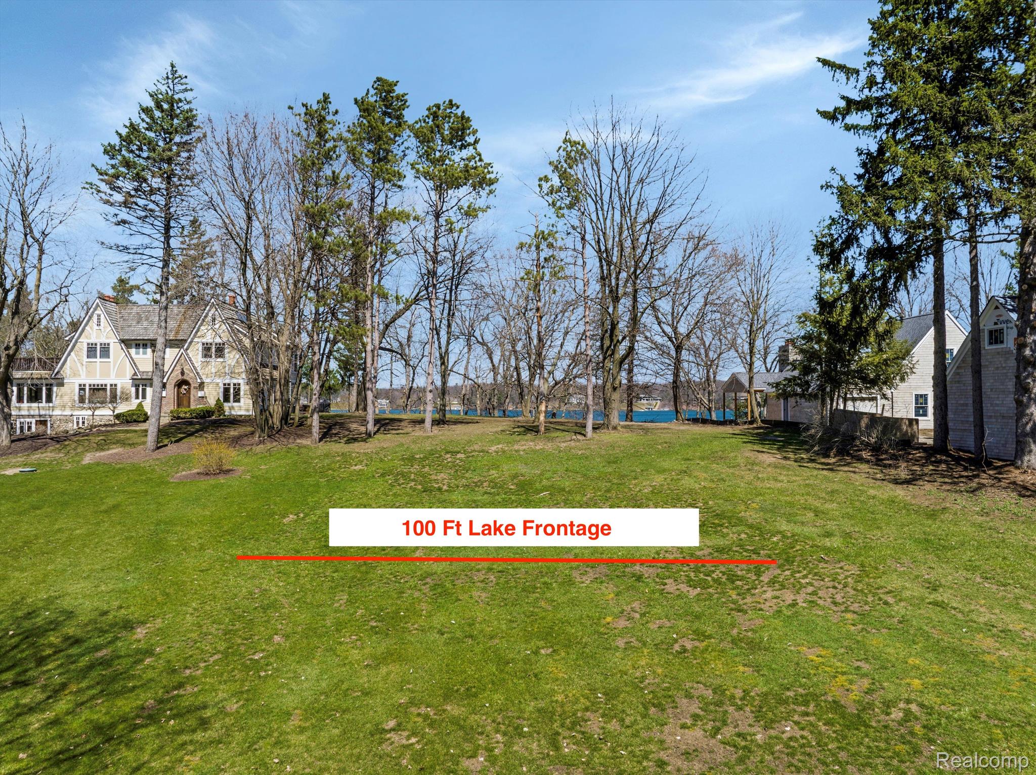 940 Lake Angelus Shrs Property Photo 10