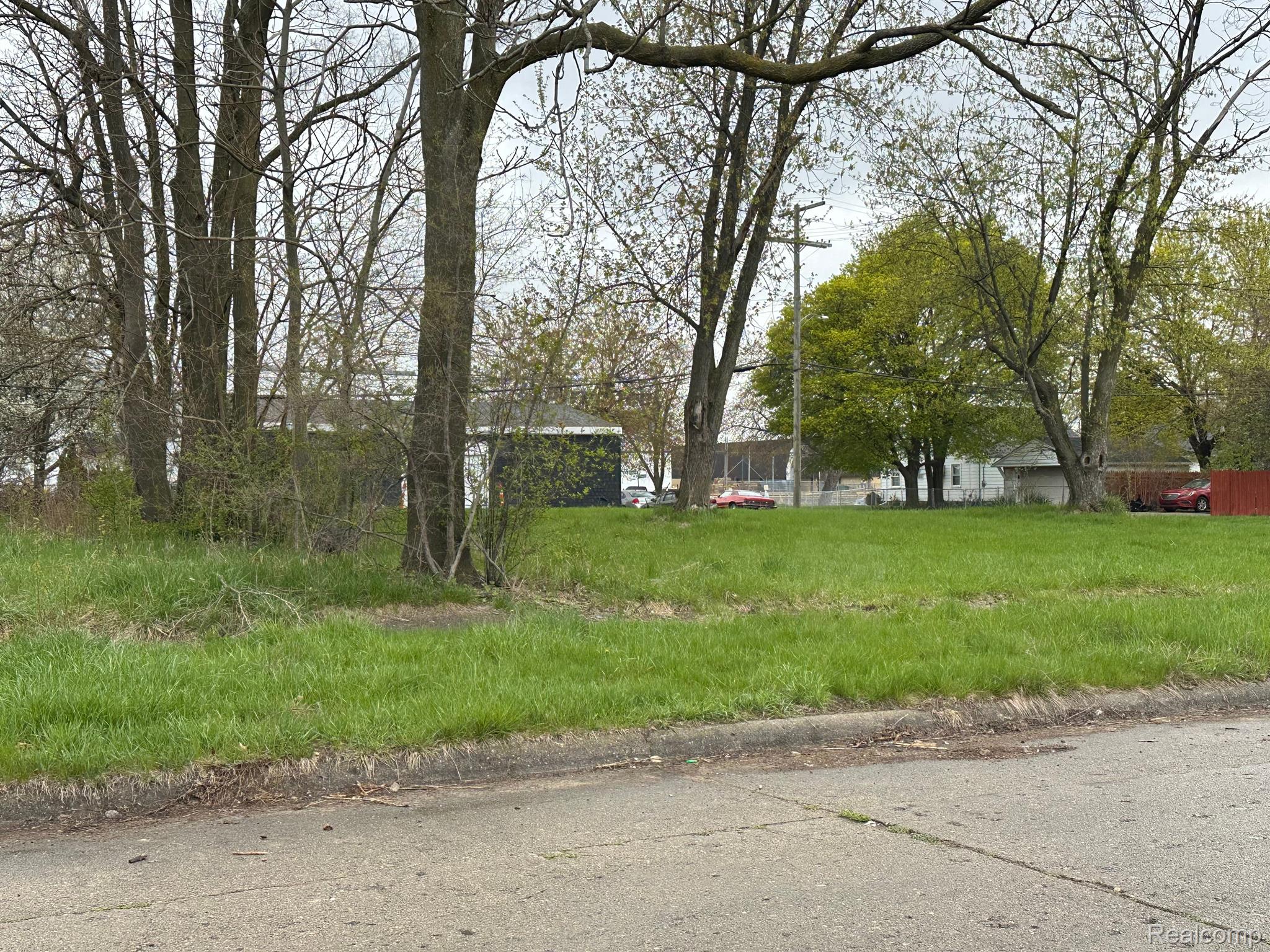 18699 Concord St Property Photo 1
