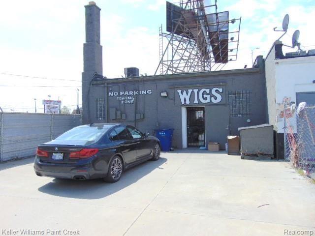 15390 Gratiot Ave Property Photo 14