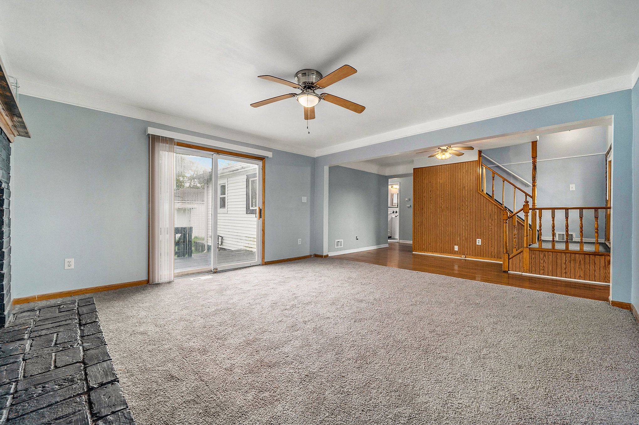 1255 Chandler Ave Property Photo 4