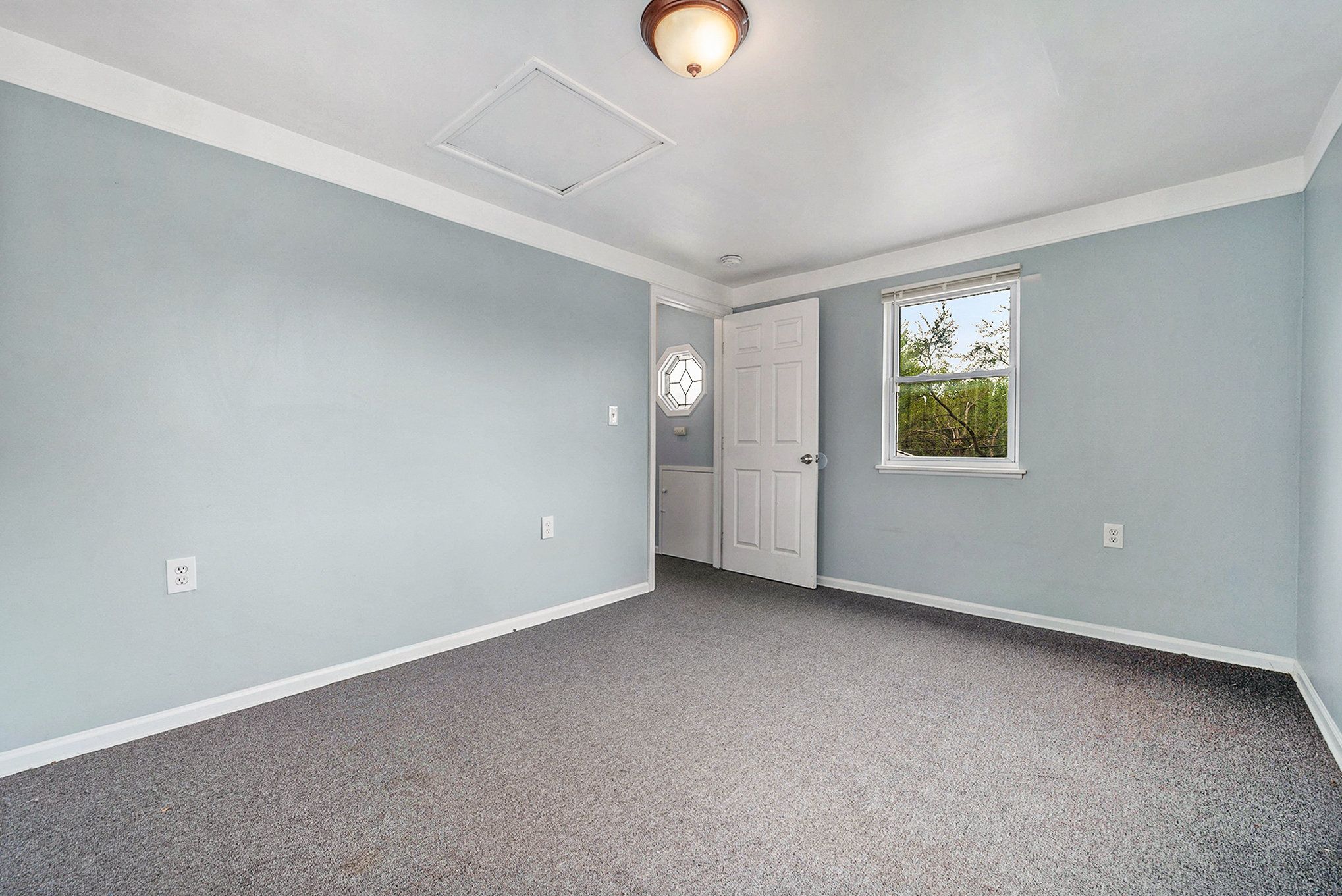 1255 Chandler Ave Property Photo 9
