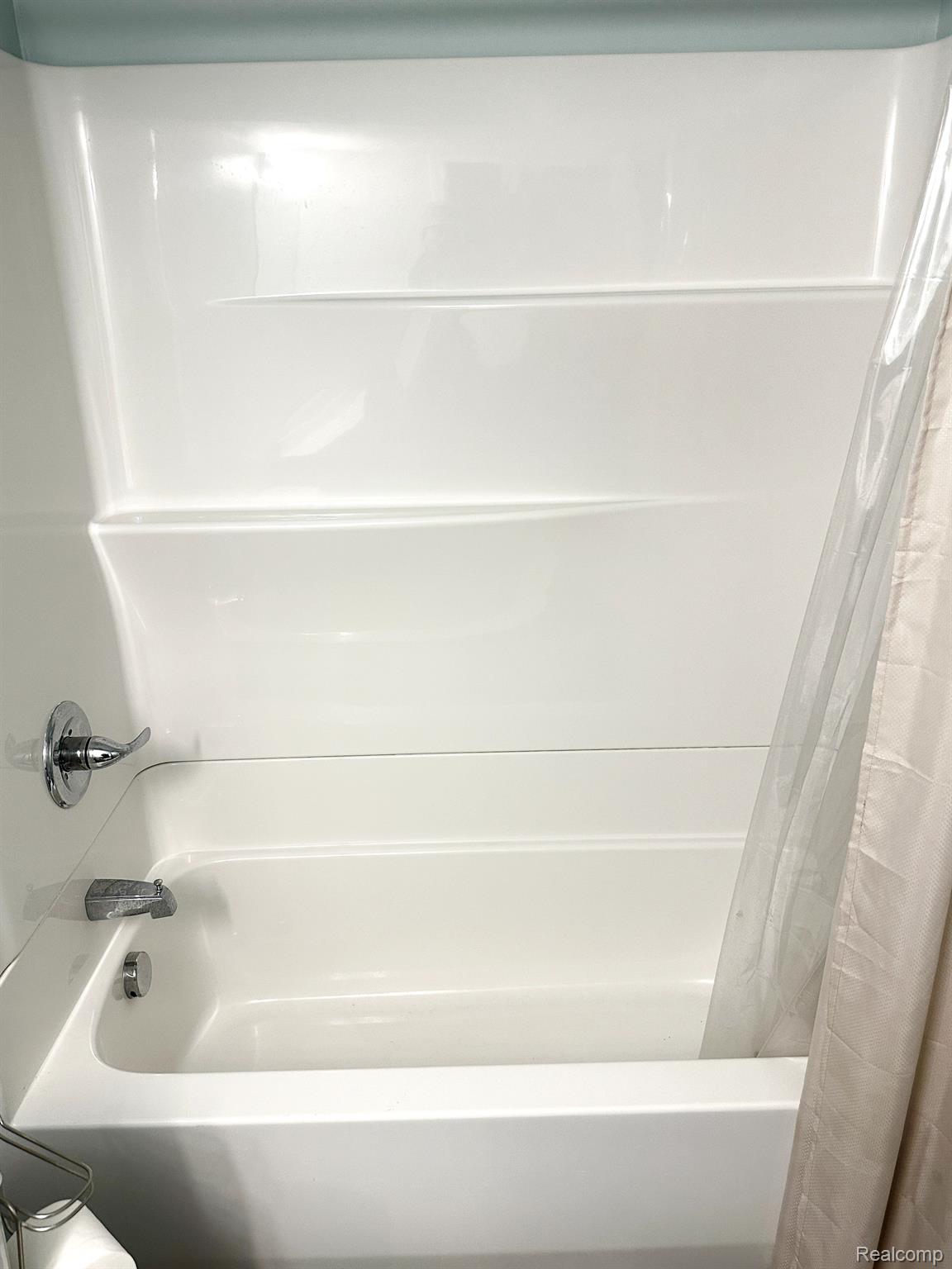 7878 E M-36 Property Photo 16