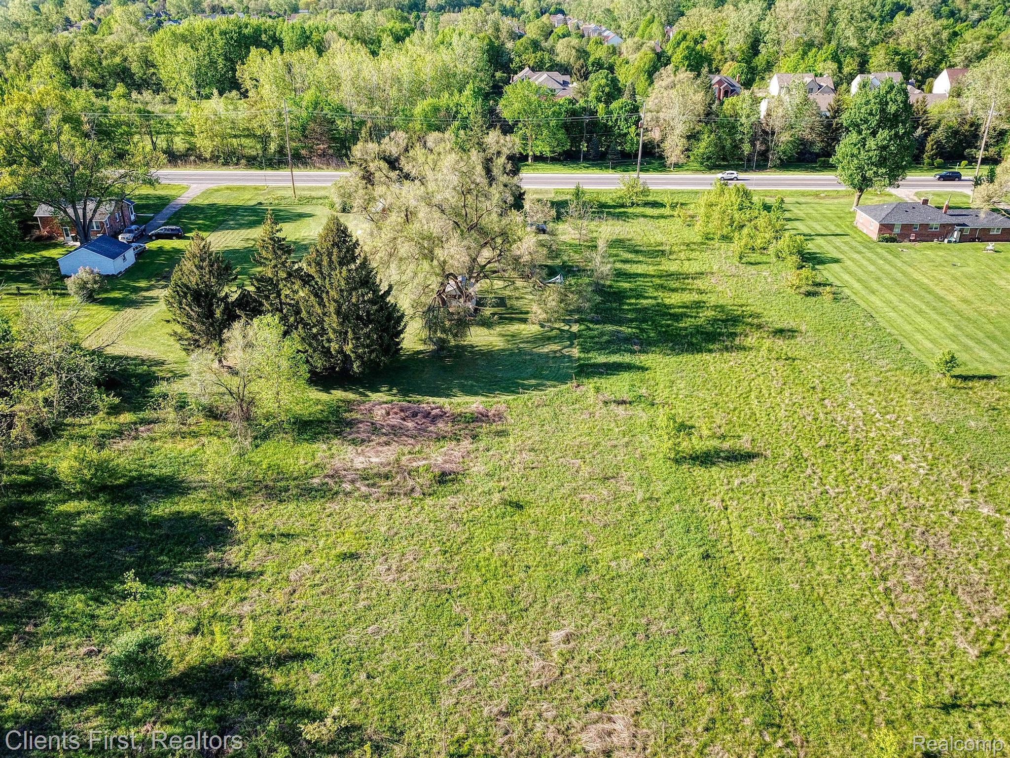 48375 Ford Rd Property Photo 20