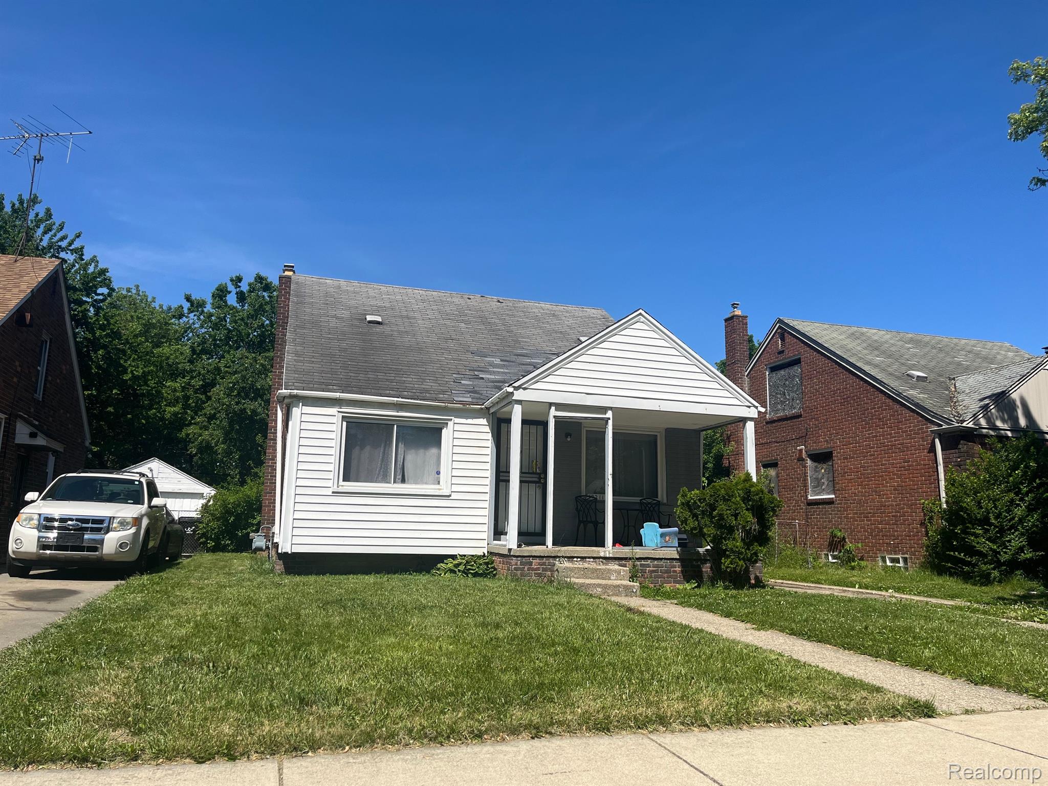 19211 Alcoy St Property Photo 1