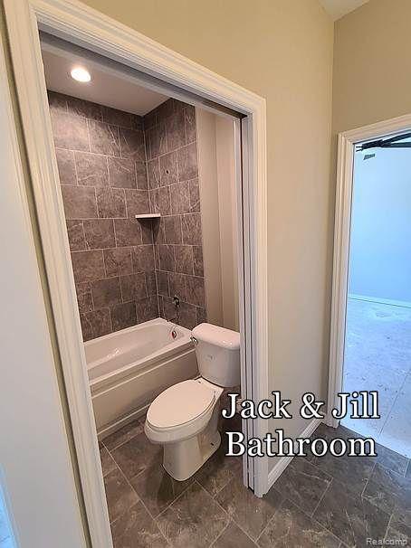 10008 Quarry Ridge Rd Property Photo 24