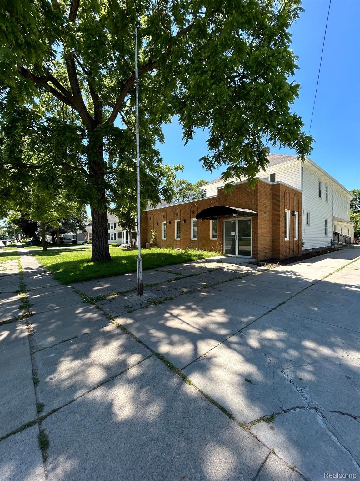 80375 Main St Property Photo 1