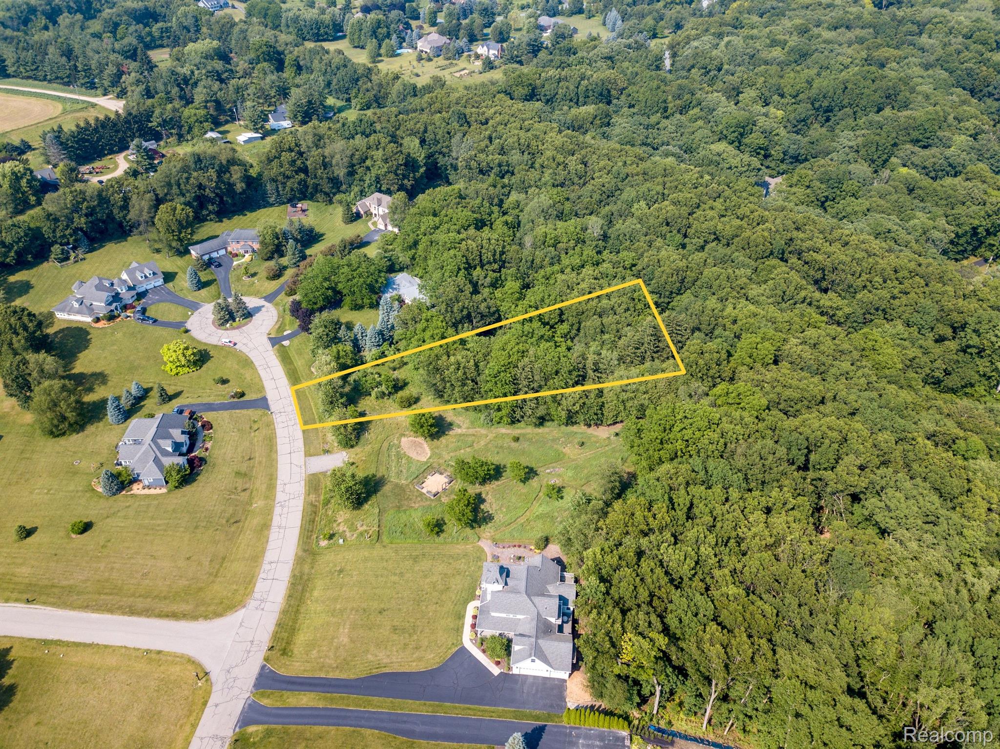 8045 Trail Rdg Property Photo 1