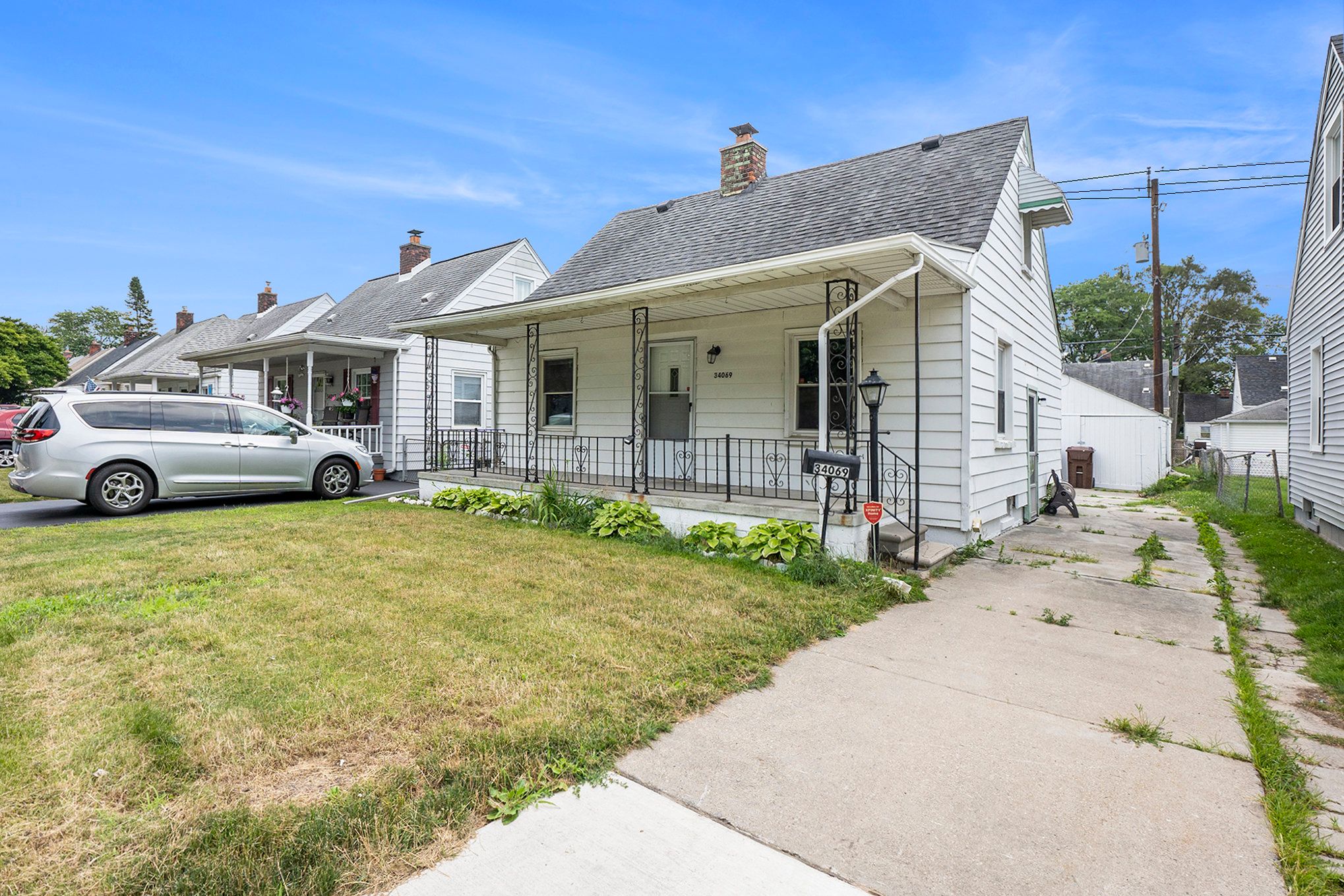 34069 Annapolis St Property Photo 2